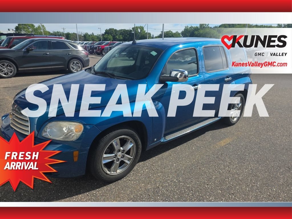 Used 2009 Chevrolet HHR LT FWD image 3