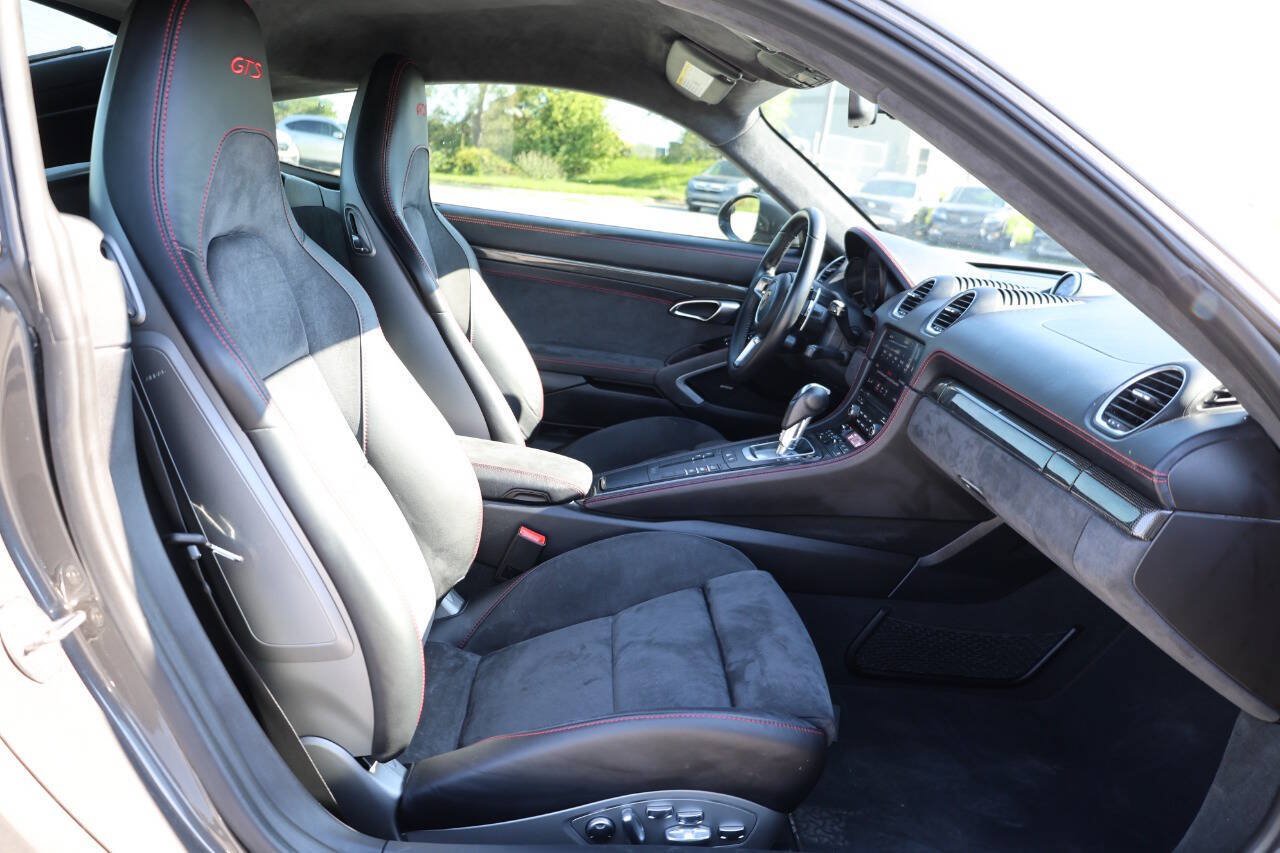 Used 2018 Porsche 718 Cayman GTS RWD image 14