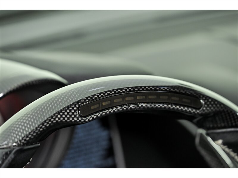 Used 2019 Ferrari 812 Superfast RWD image 24