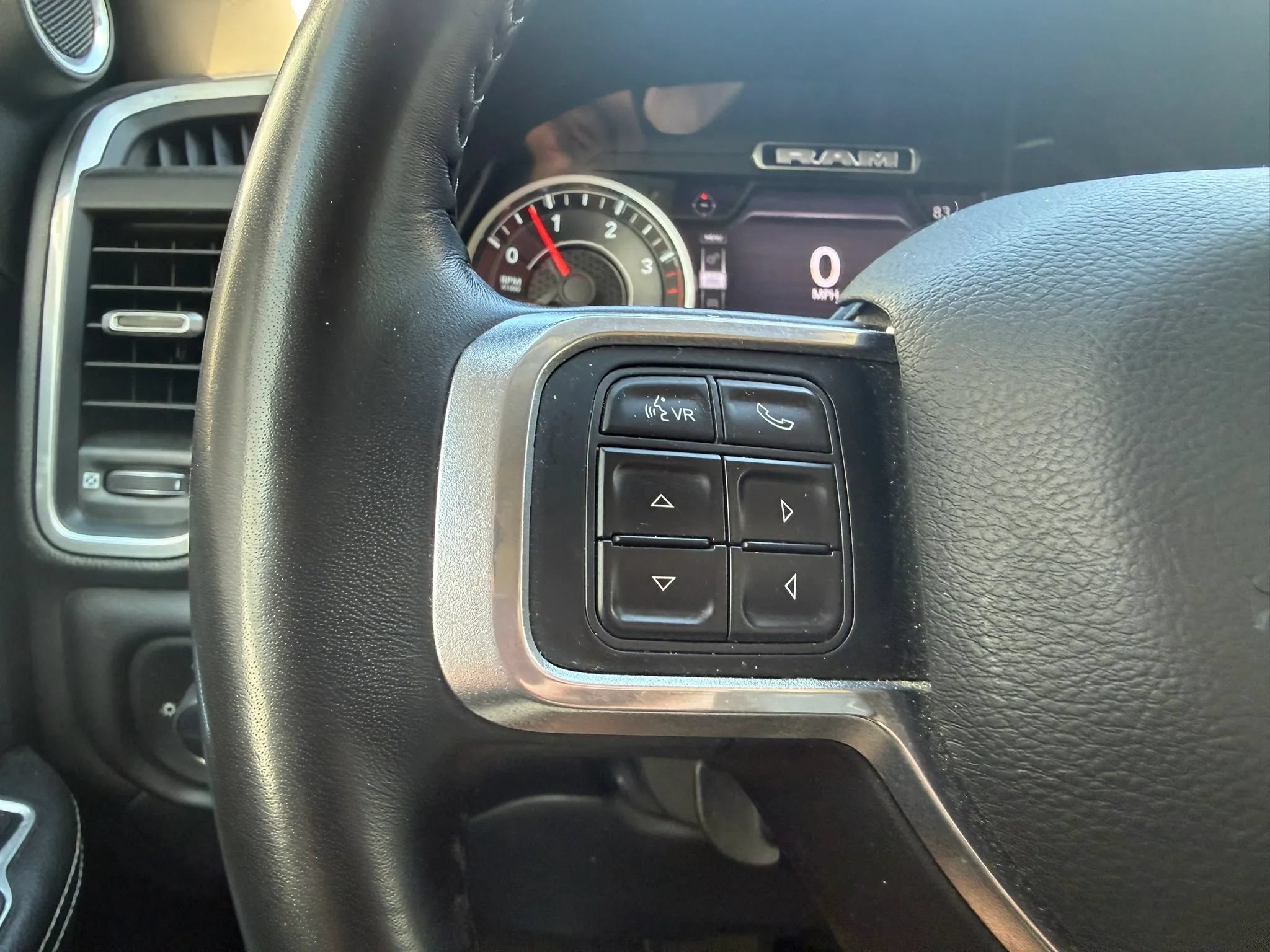Used 2022 RAM 2500 Laramie AWD/4WD image 23