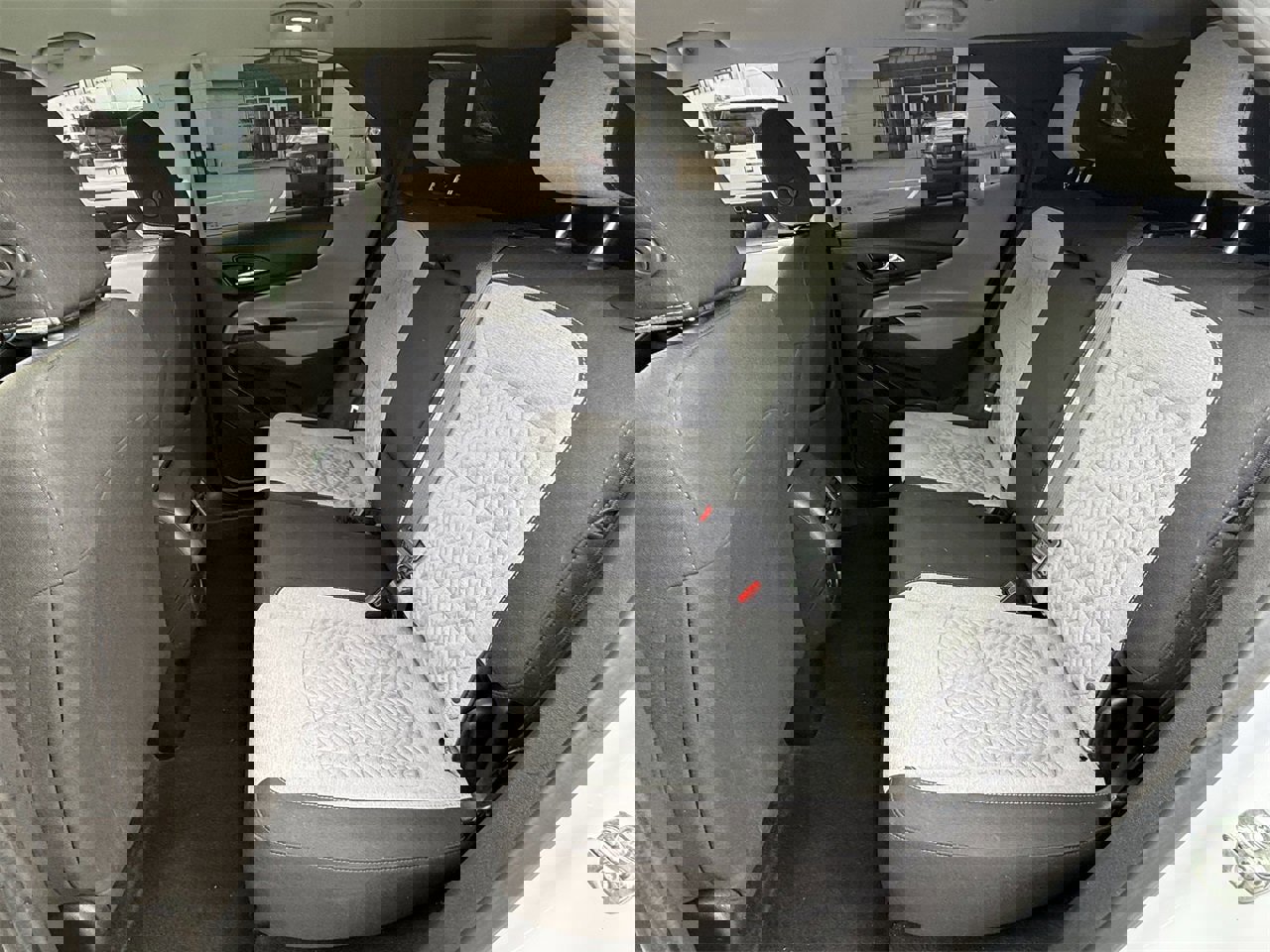 Used 2024 Chevrolet Equinox LS w/ LS Convenience Package image 26