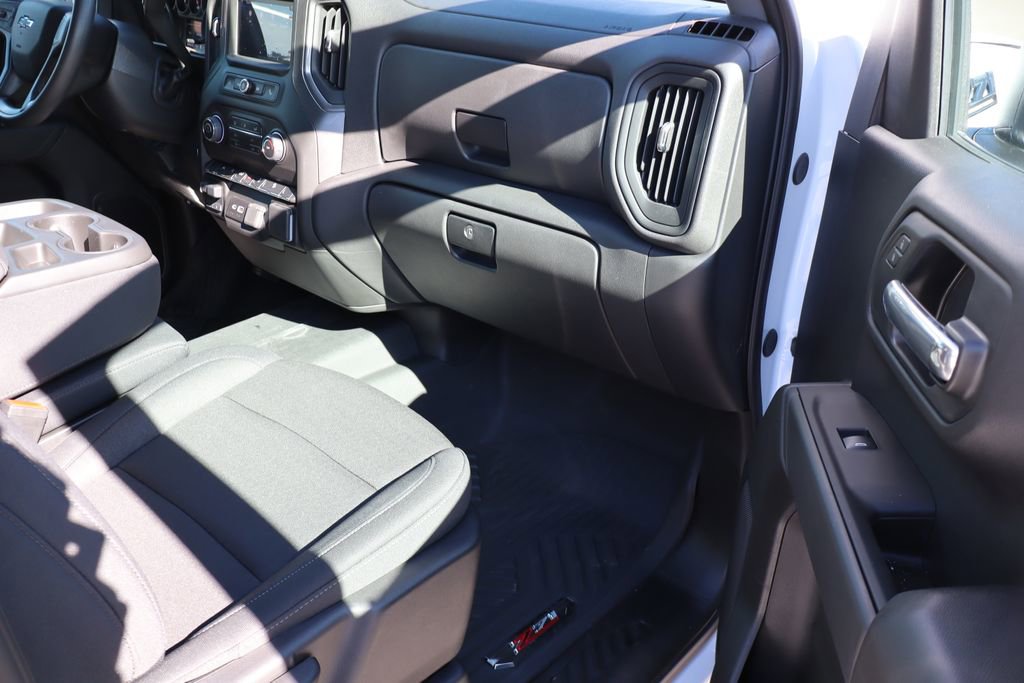 Used 2025 Chevrolet Silverado 1500 Custom Trail Boss w/ Turbomax Blackout Package image 46