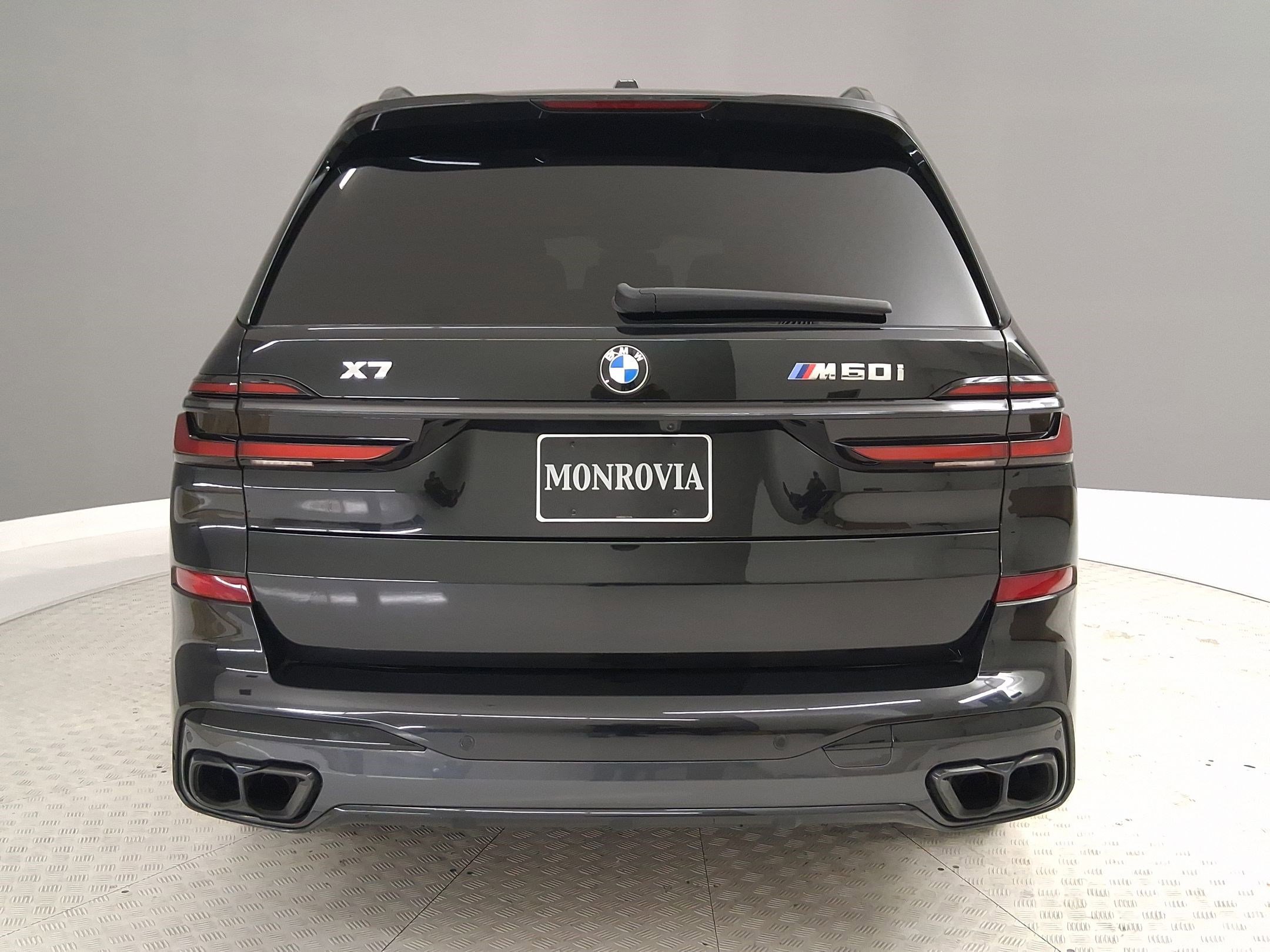 Certified 2024 BMW X7 M60i w/ Executive Package image 8