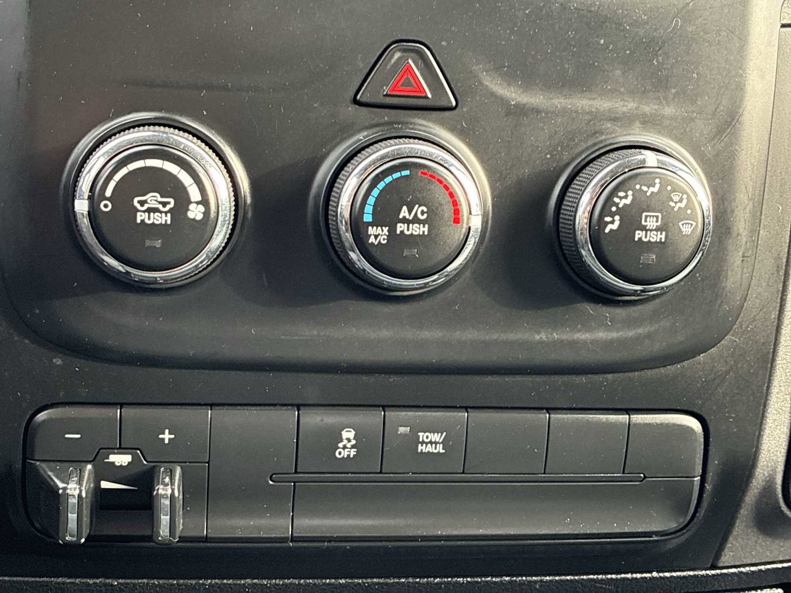 Certified 2016 RAM 1500 Tradesman w/ Popular Equipment Group image 16