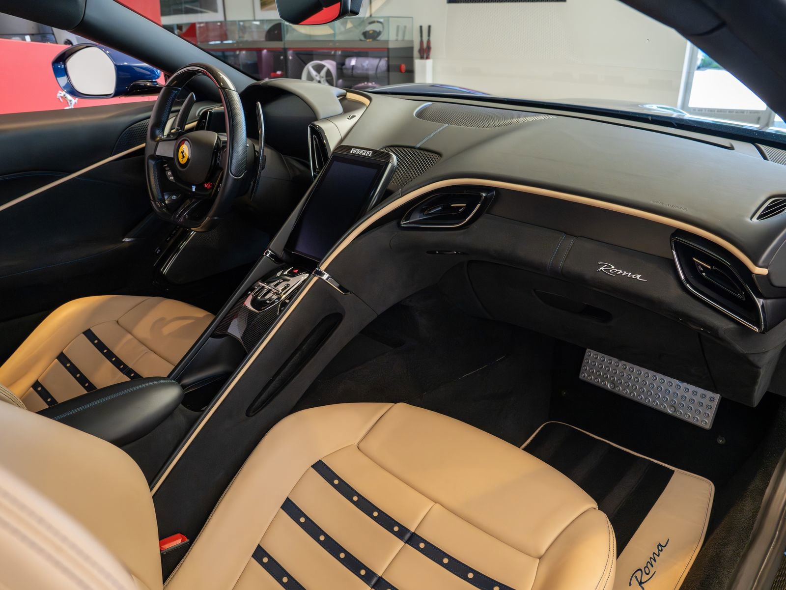 Used 2021 Ferrari Roma RWD image 19