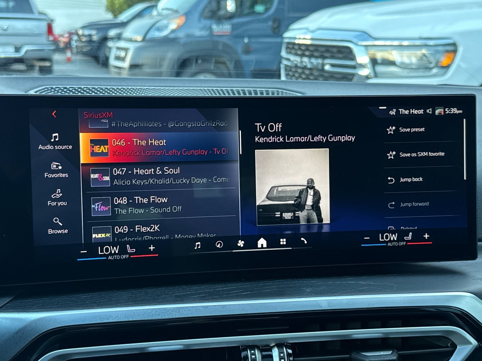 Used 2024 BMW i4 eDrive35 w/ Premium Package image 17