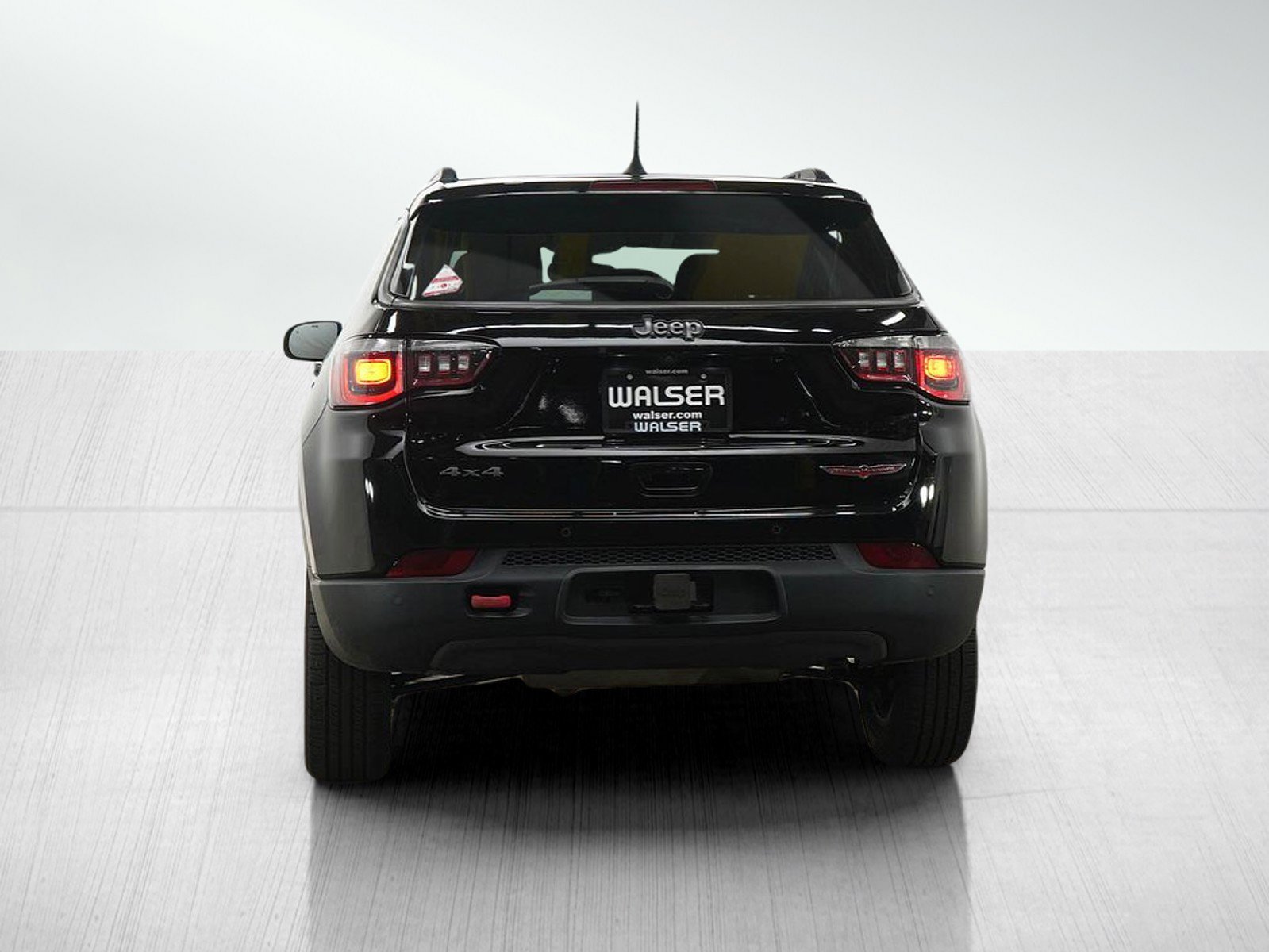 Used 2018 Jeep Compass Trailhawk w/ Safe & Security Group image 5