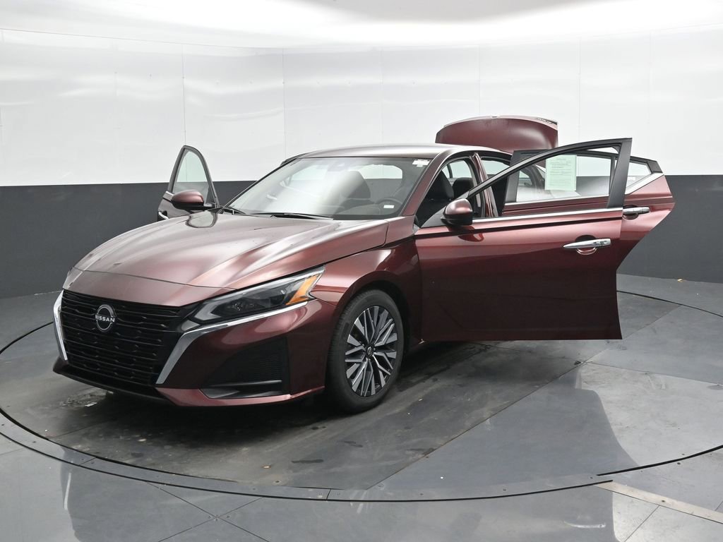 Used 2023 Nissan Altima 2.5 SV image 52