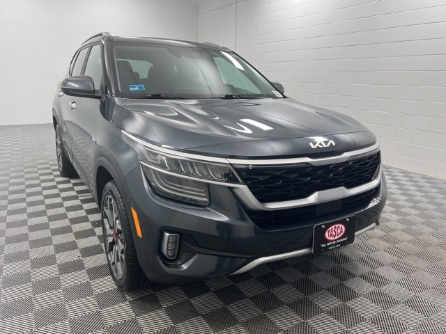 Used 2022 Kia Seltos SX w/ Sunroof Package