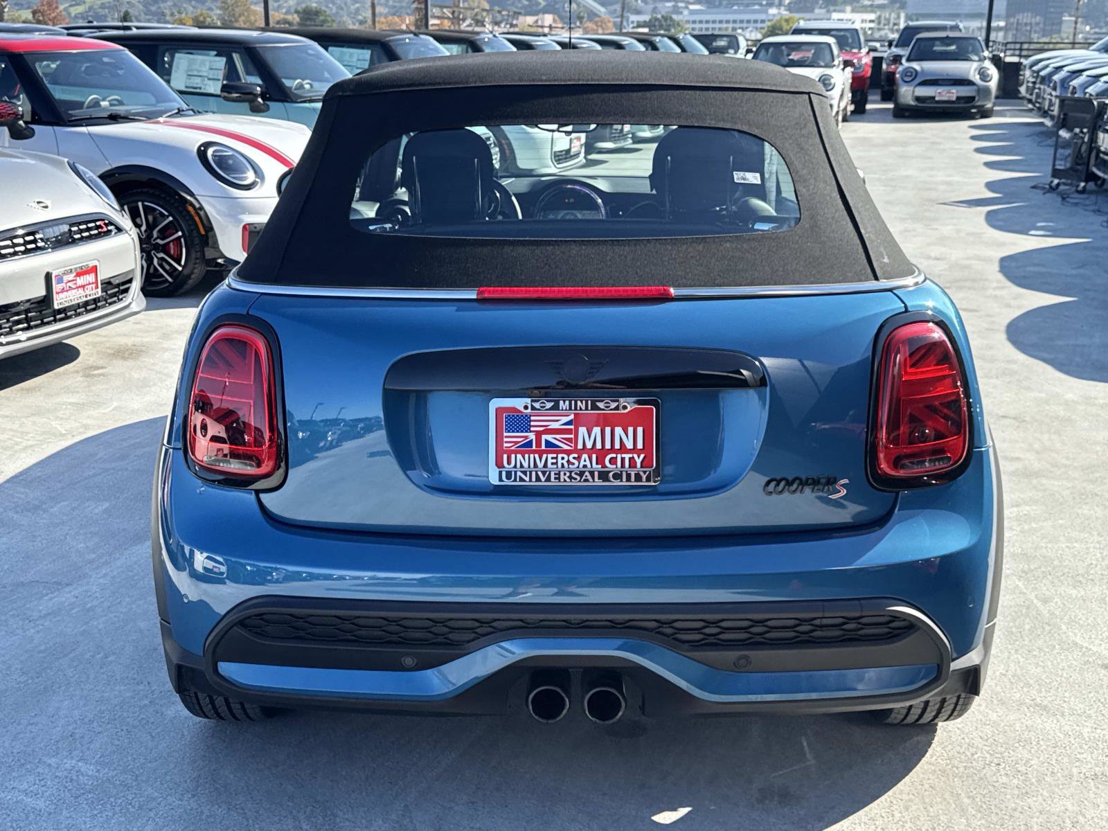 Certified 2023 MINI Cooper S image 4
