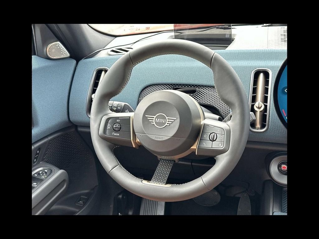 Used 2026 MINI Cooper Countryman S w/ Comfort Package Max image 38