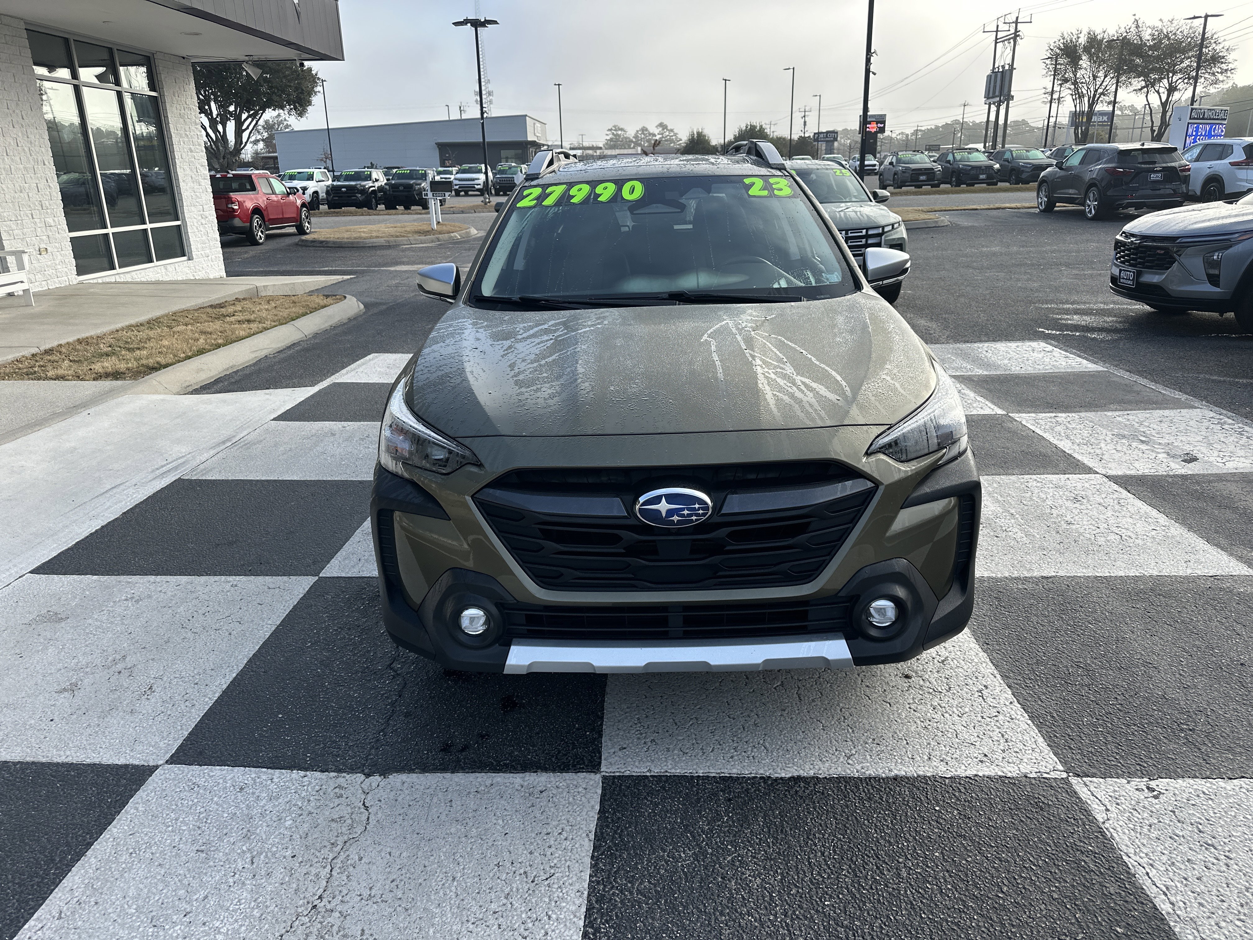 Used 2023 Subaru Outback Touring XT image 2