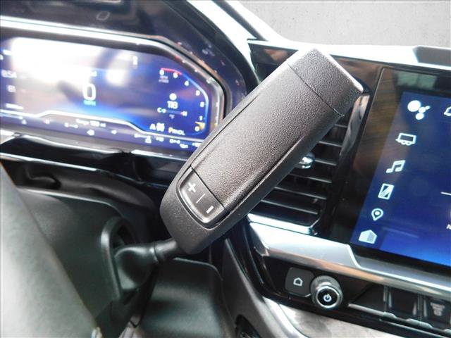 Used 2024 Chevrolet Silverado 2500 LTZ w/ LTZ Convenience Package AWD/4WD image 17