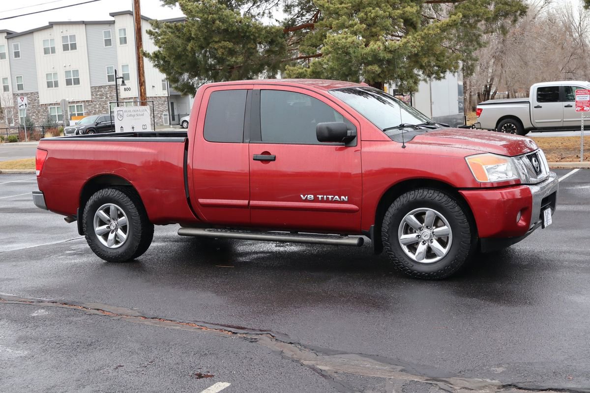 Used 2013 Nissan Titan SV w/ SV Value Truck Pkg image 2