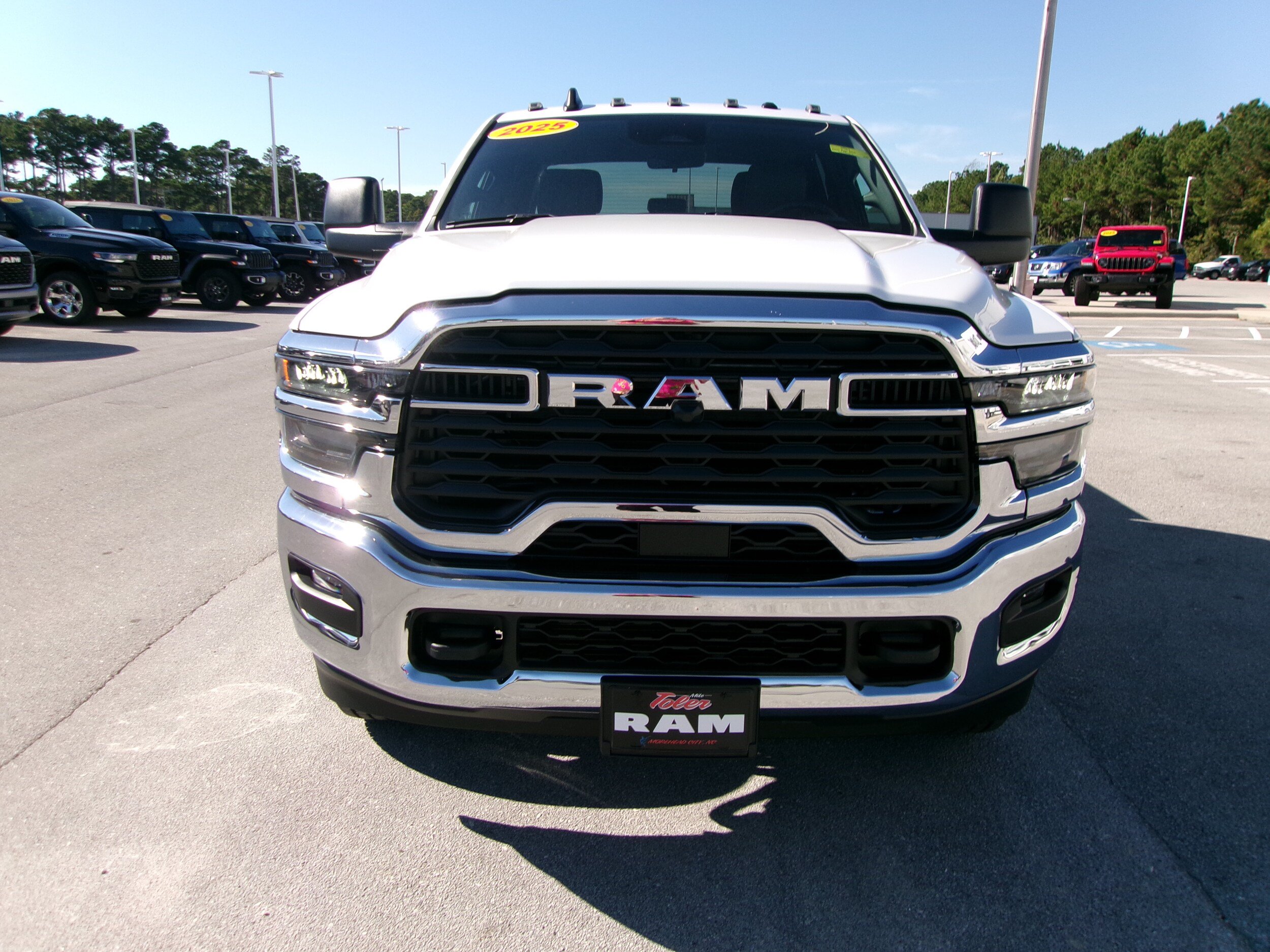 New 2025 RAM 3500 Tradesman w/ Chrome Appearance Group AWD/4WD image 6