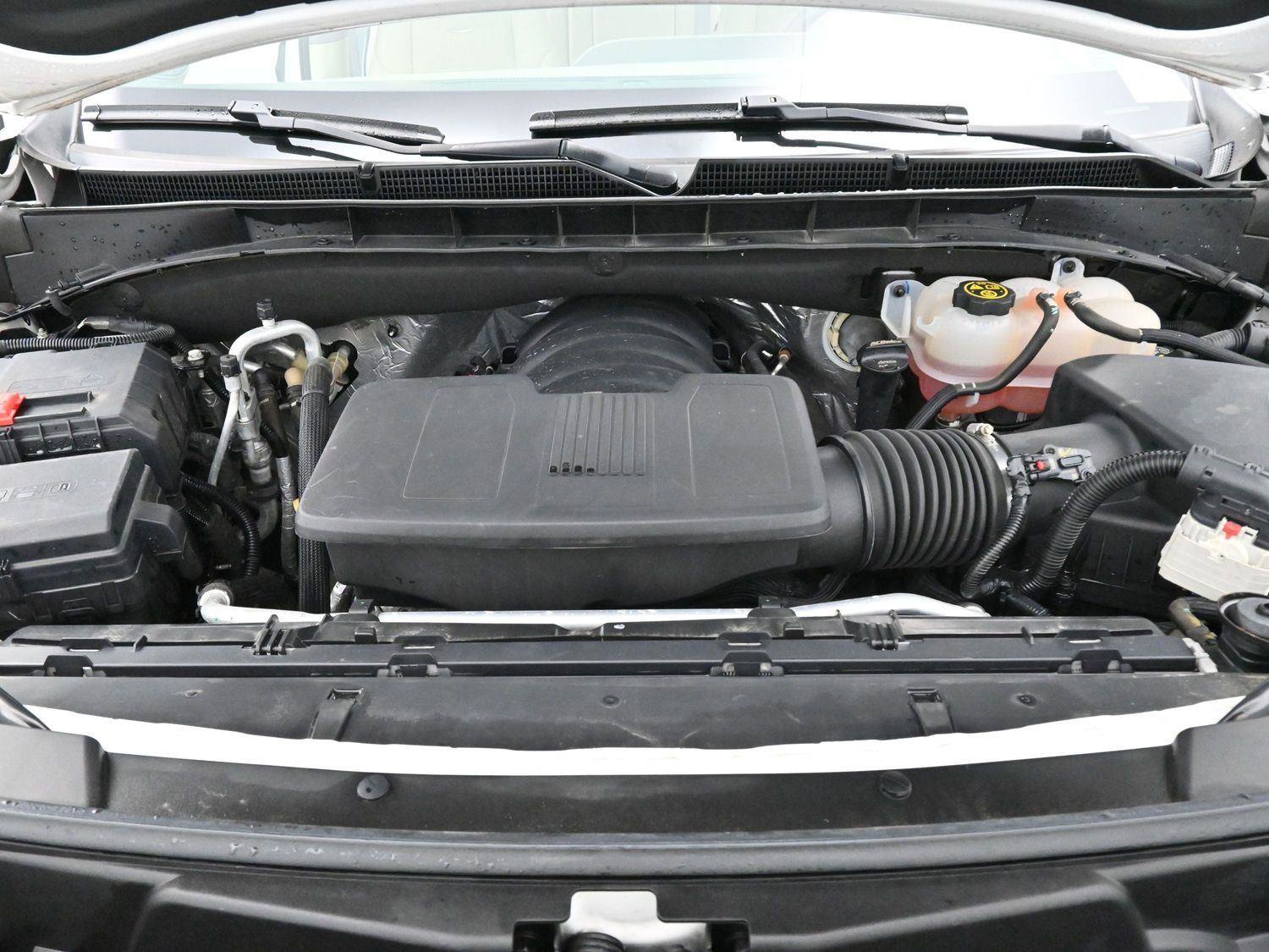 Certified 2022 Cadillac Escalade ESV Sport Platinum w/ Heavy-Duty Trailer Package image 45