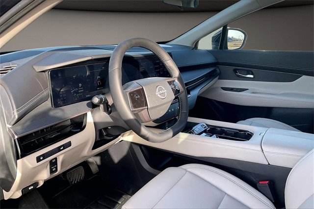 Certified 2025 Nissan Murano SV image 12