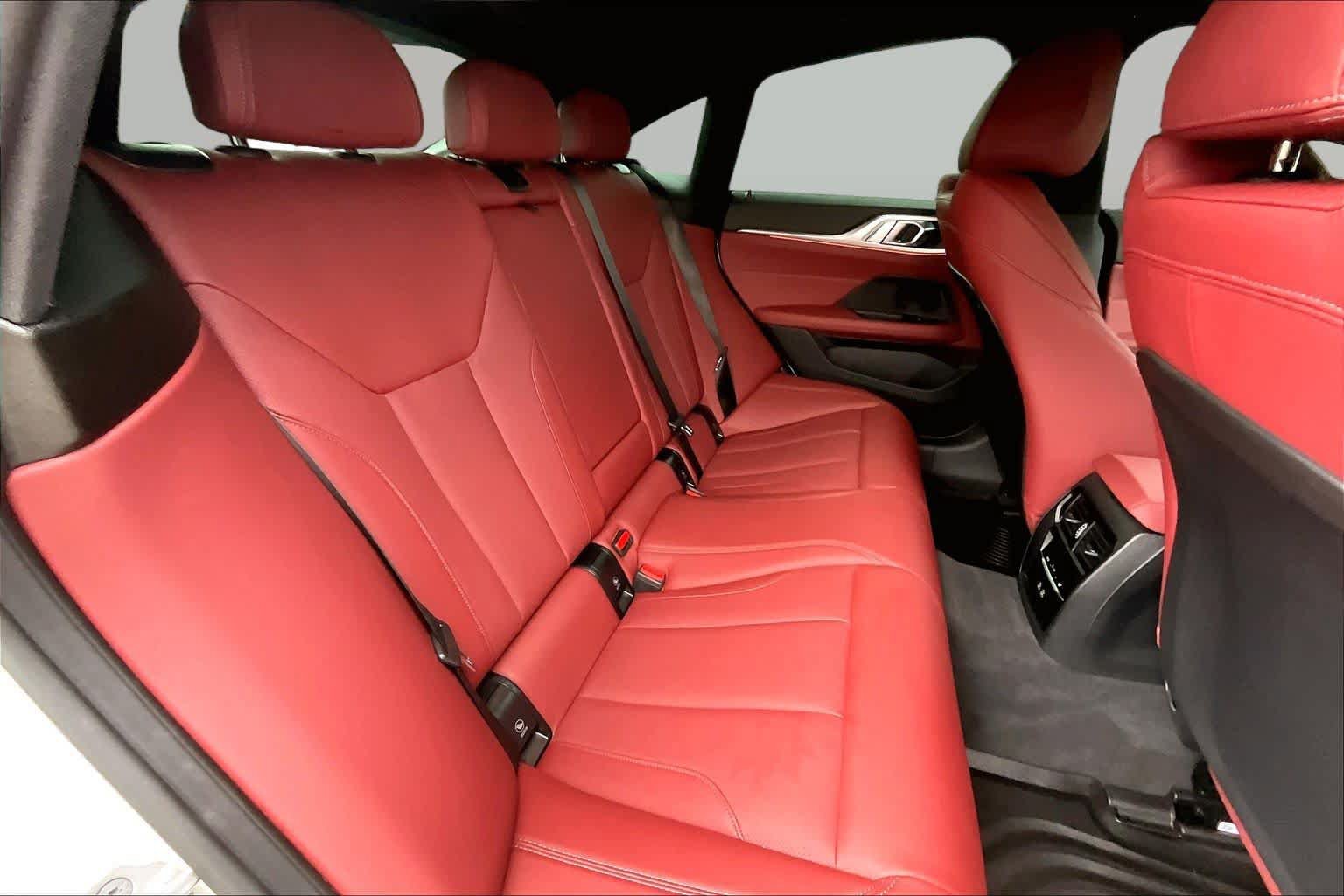 Used 2025 BMW i4 eDrive40 RWD image 19