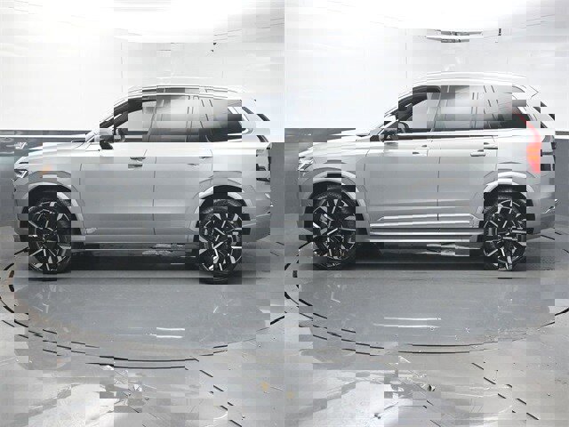 Used 2026 Volvo XC90 B6 Plus w/ Protection Package Premier image 5