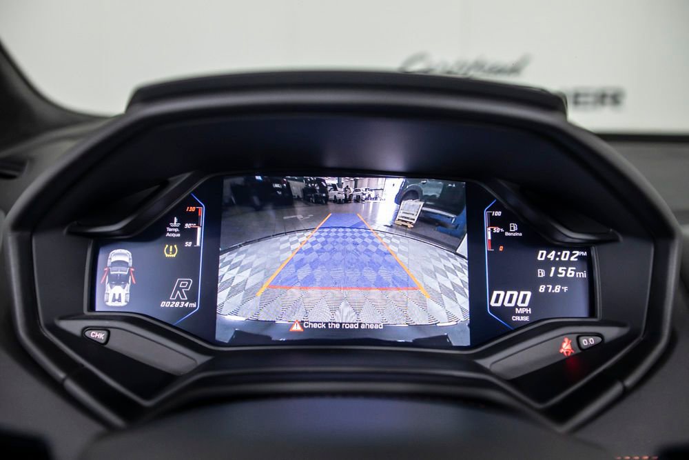 Used 2020 Lamborghini Huracan EVO image 37