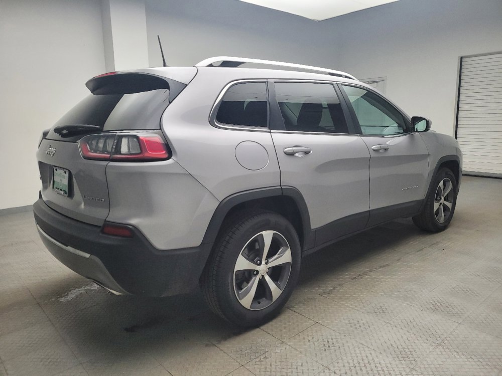 Used 2019 Jeep Cherokee Limited image 10