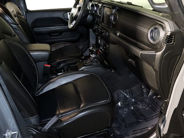 Used 2023 Jeep Wrangler Unlimited Sahara image 37
