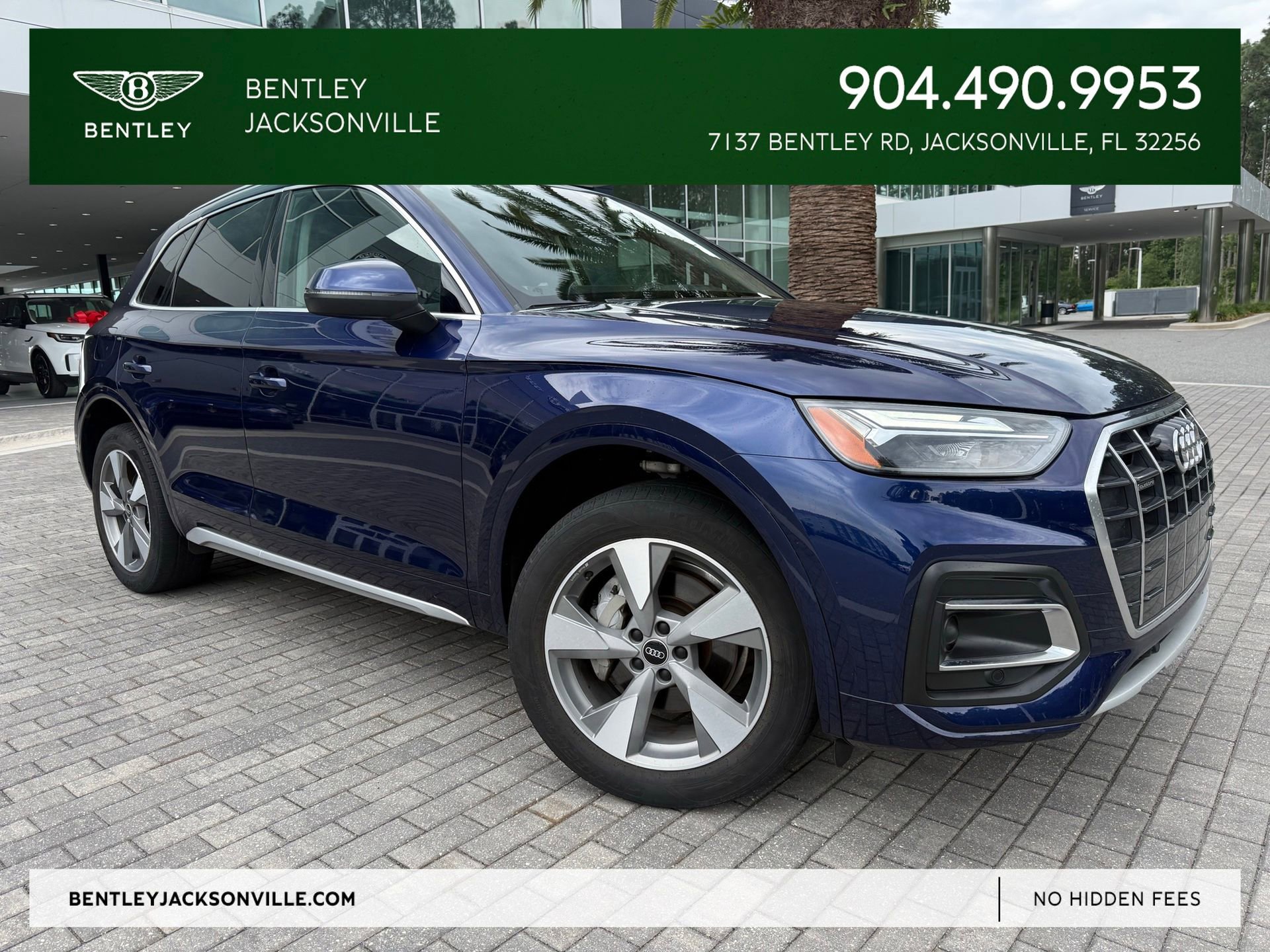 Used 2023 Audi Q5 2.0T Premium w/ Convenience Package AWD/4WD image 1