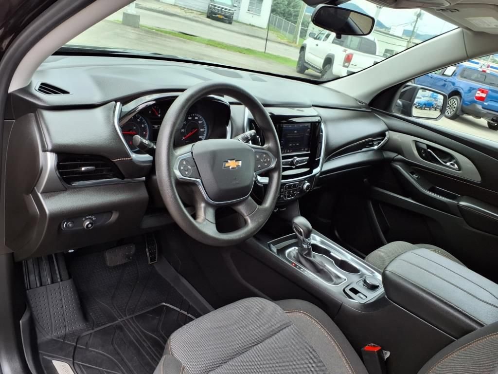 Used 2021 Chevrolet Traverse LS AWD/4WD image 15