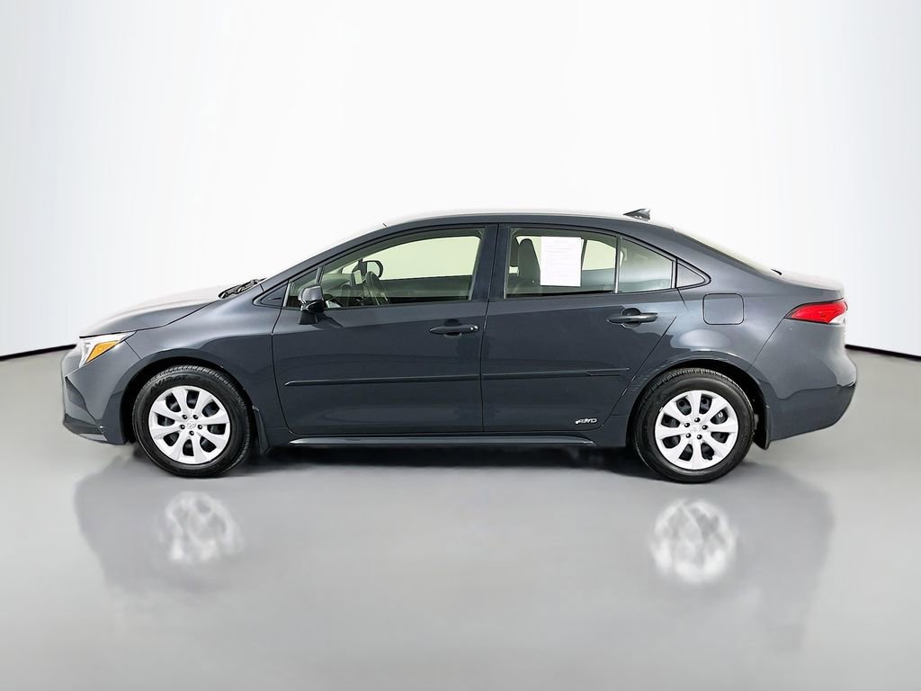Used 2024 Toyota Corolla LE AWD/4WD image 5