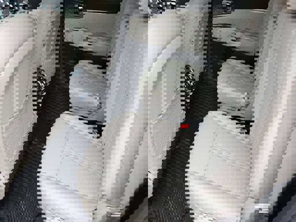 Used 2023 Kia Sorento SX Prestige w/ Panoramic Sunroof Package image 13