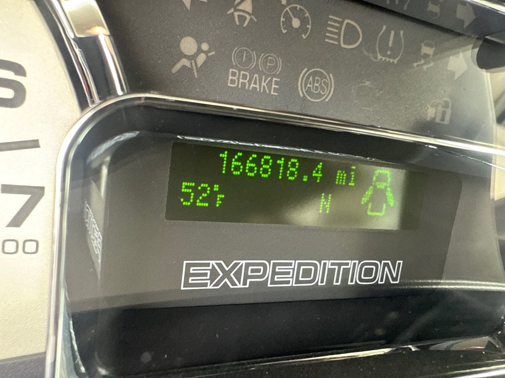 Used 2011 Ford Expedition XLT image 17