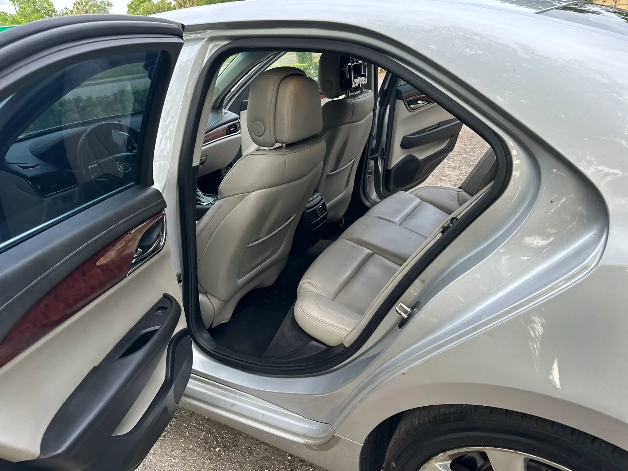Used 2013 Cadillac ATS Luxury RWD image 4