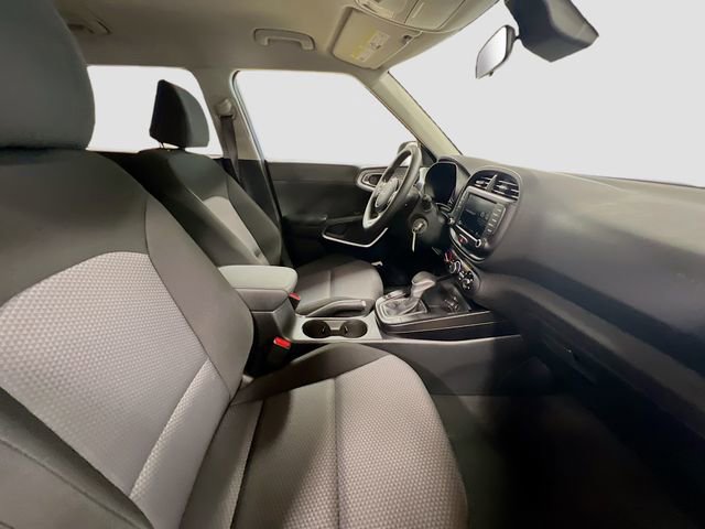 Certified 2025 Kia Soul LX FWD image 26