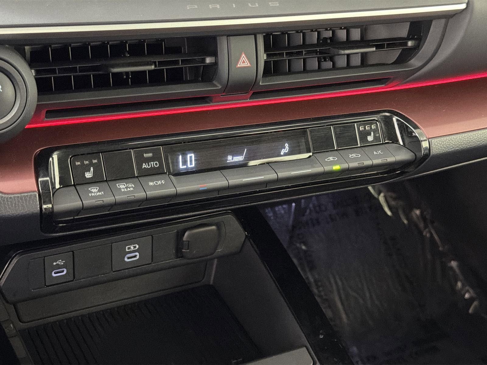 Used 2024 Toyota Prius Prime image 14