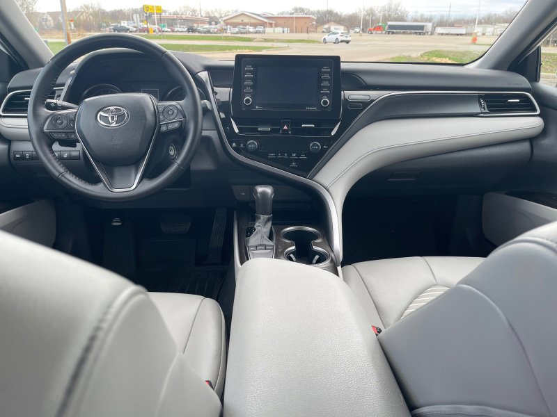 Certified 2023 Toyota Camry SE w/ Cold Weather Package FWD image 12