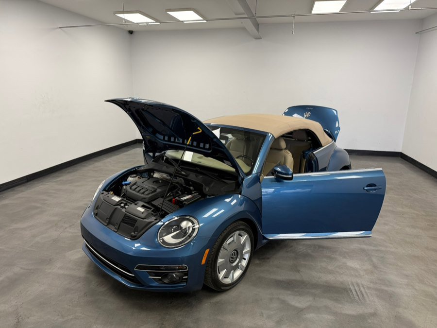 Used 2019 Volkswagen Beetle 2.0T S image 37