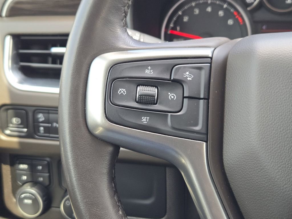 Used 2021 Chevrolet Suburban Z71 w/ Rear Media and Nav Package AWD/4WD image 25