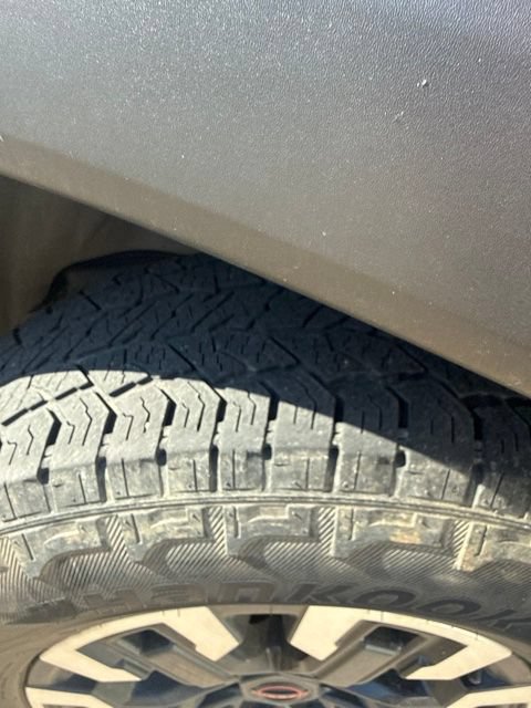 Used 2024 Nissan Frontier Pro-X RWD image 14