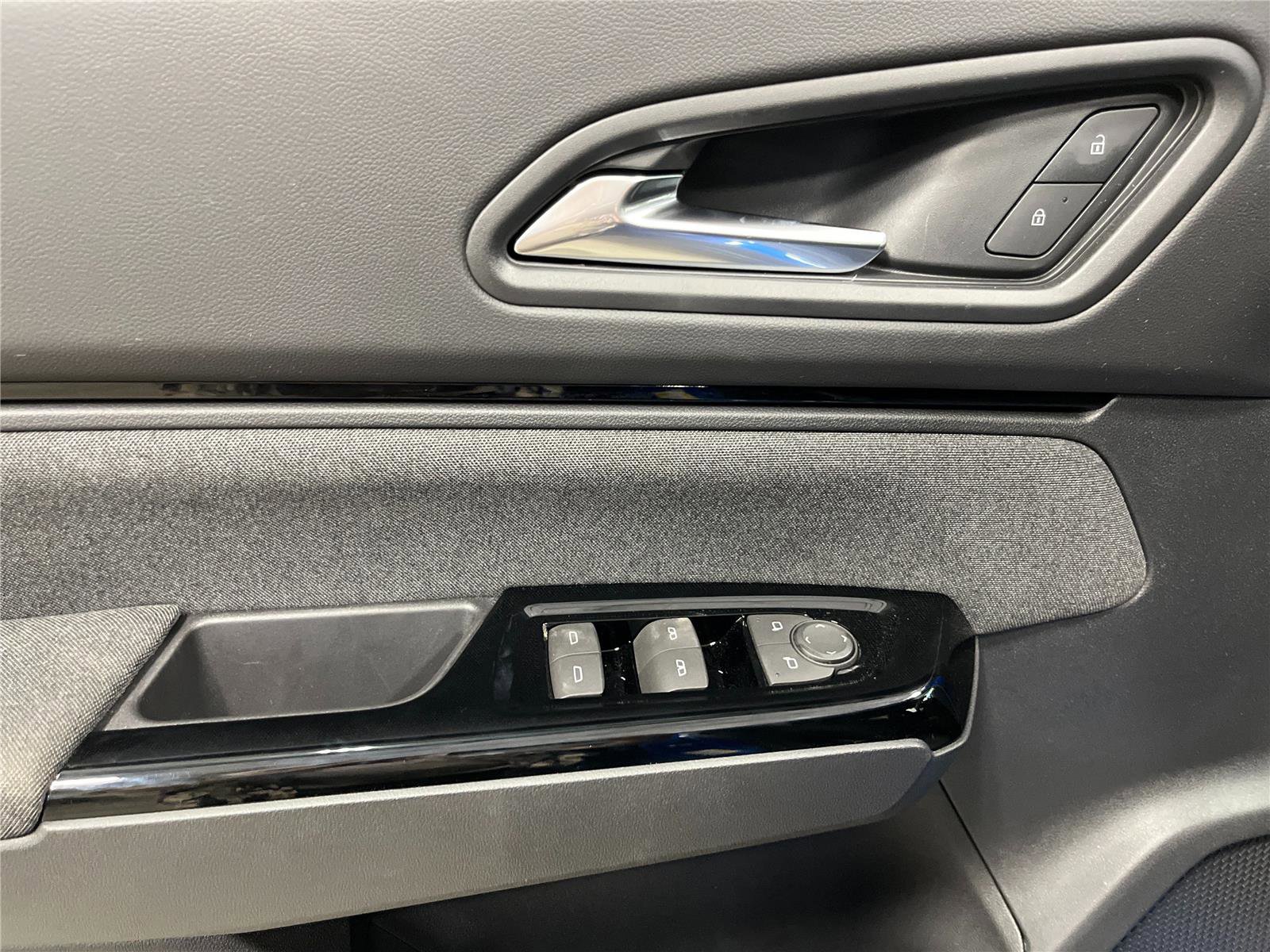 New 2026 Honda Prologue EX image 15