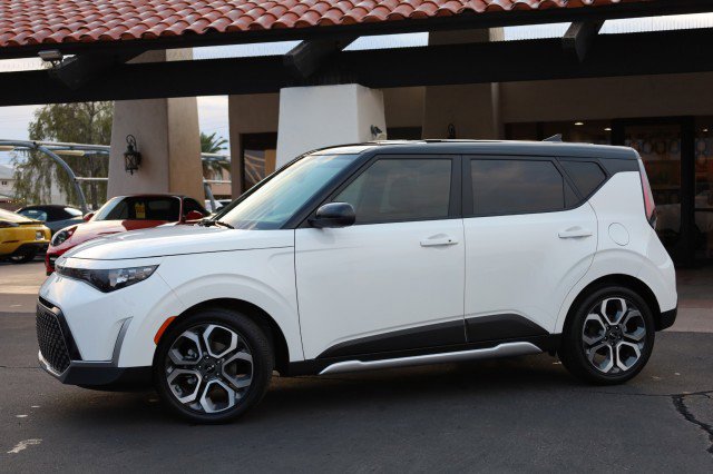 Used 2025 Kia Soul EX image 5