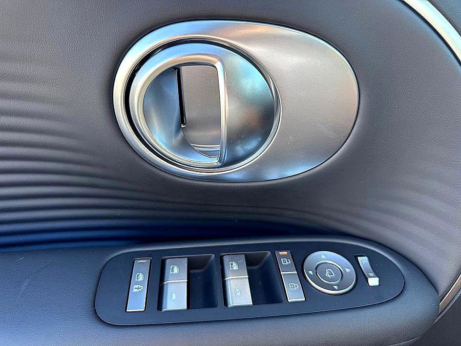 New 2026 Hyundai Ioniq 9 SEL image 14