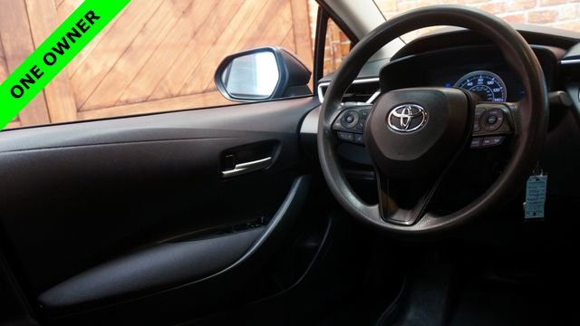 Used 2020 Toyota Corolla LE FWD image 31
