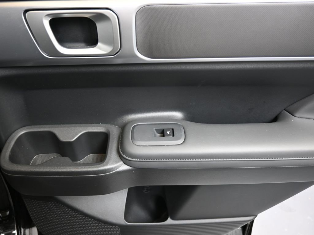 Certified 2025 Hyundai Santa Fe SEL image 15