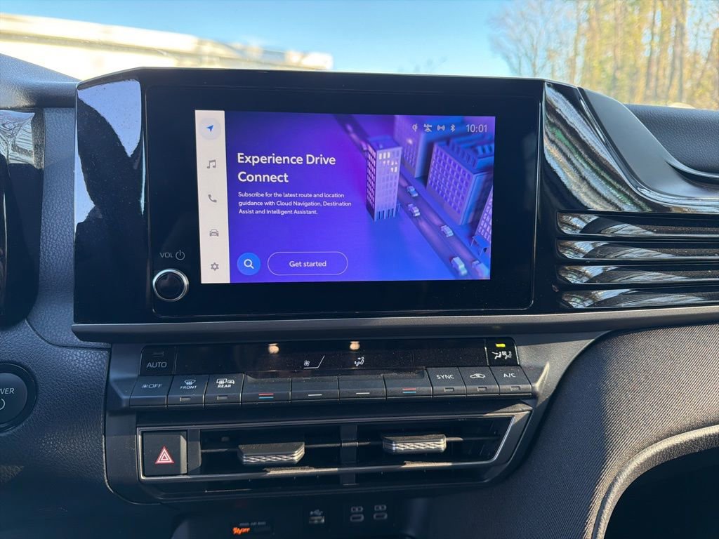 Used 2025 Toyota Camry LE image 18