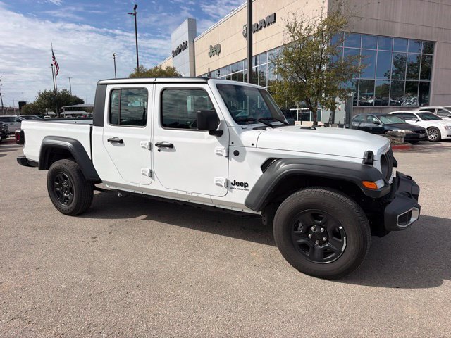 Used 2025 Jeep Gladiator Sport AWD/4WD image 1