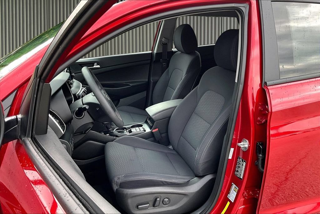 Certified 2021 Hyundai Tucson Value FWD image 25