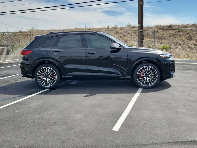 New 2026 Audi SQ5 Premium Plus AWD/4WD image 9