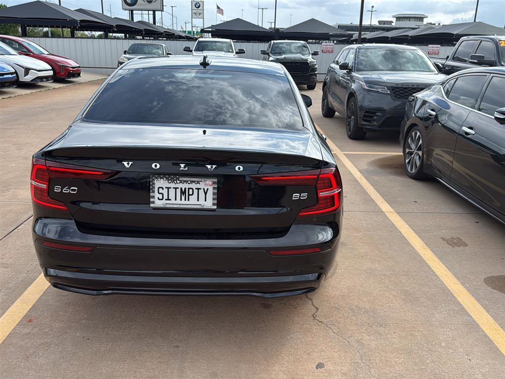 Used 2024 Volvo S60 B5 Core image 11