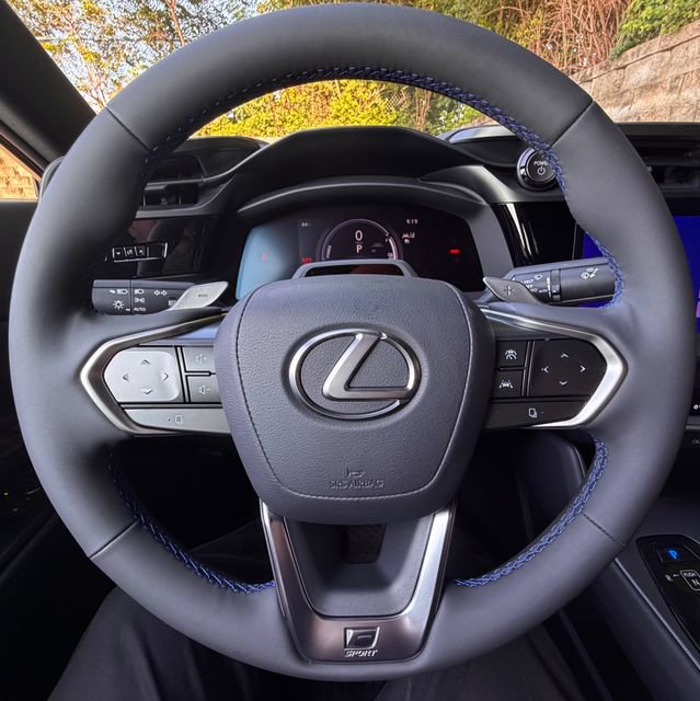 New 2026 Lexus RZ 450e AWD image 28