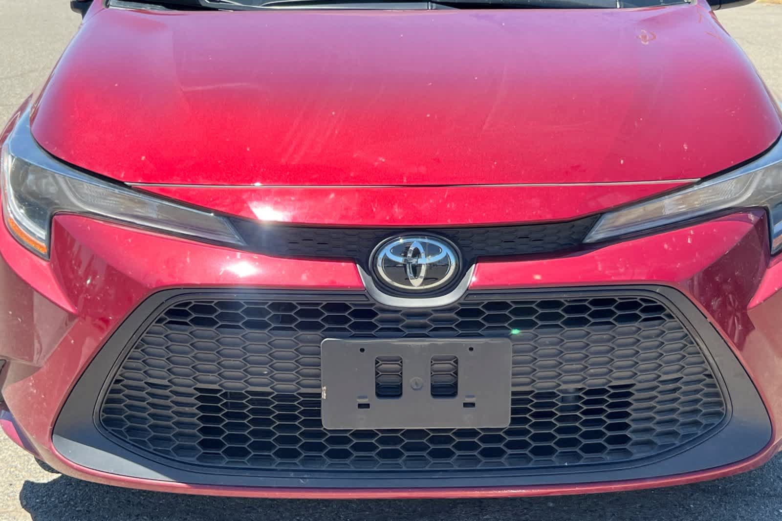 Used 2022 Toyota Corolla LE w/ LE Convenience Package FWD image 12